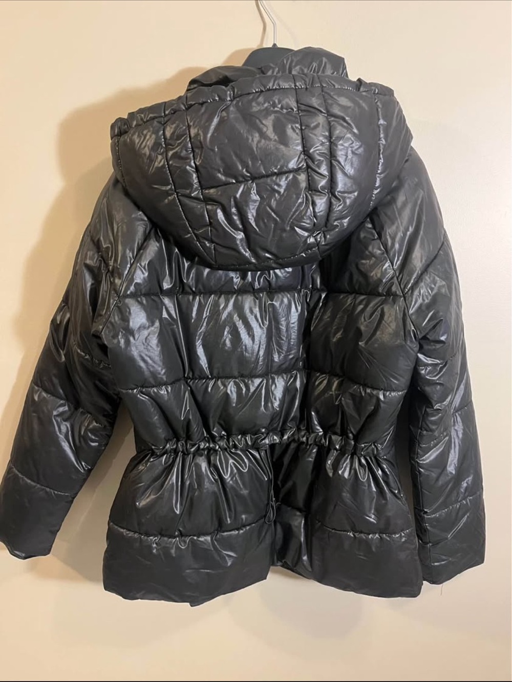 GUESS shiny black hooded puffer jacket